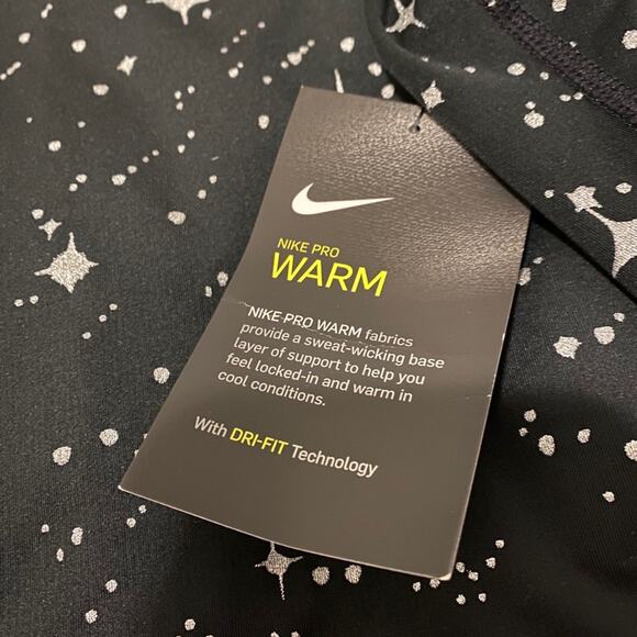Nike Galaxy/Stars Crop Top Slim Fit‎ Women's XXL - Picture 3 of 4